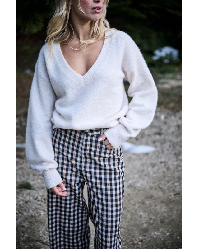 Pull col V maggy LAURE + MAX Blanc