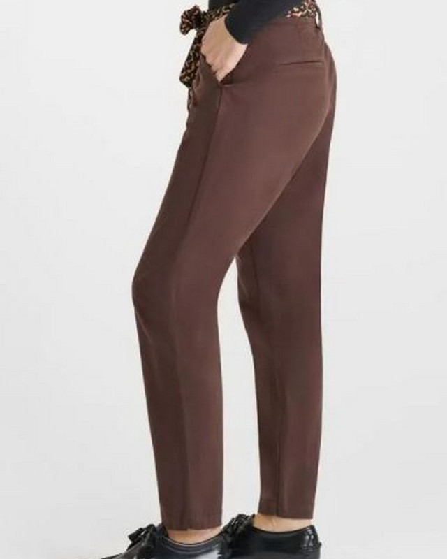 Pantalon Chino Kristin LE TEMPS DES CERISES black coffee
