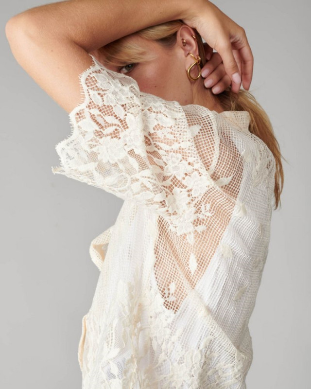 Chemise en dentelle Glaieul LE TEMPS DES CERISES Ecru